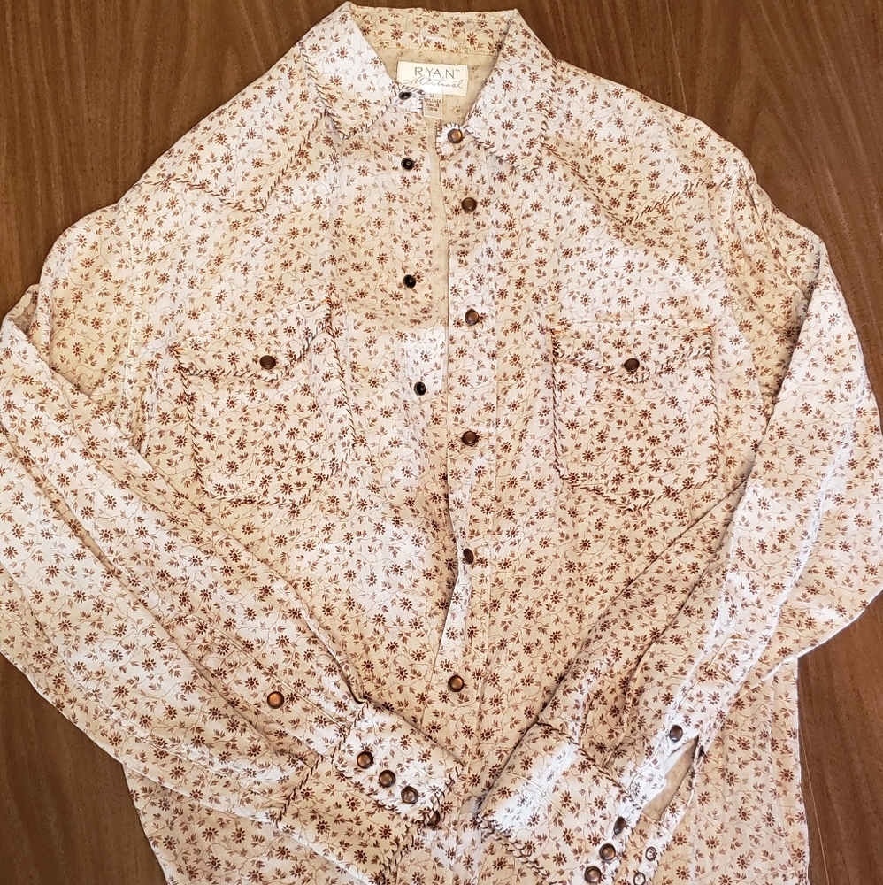 Women's vintage pearl snap